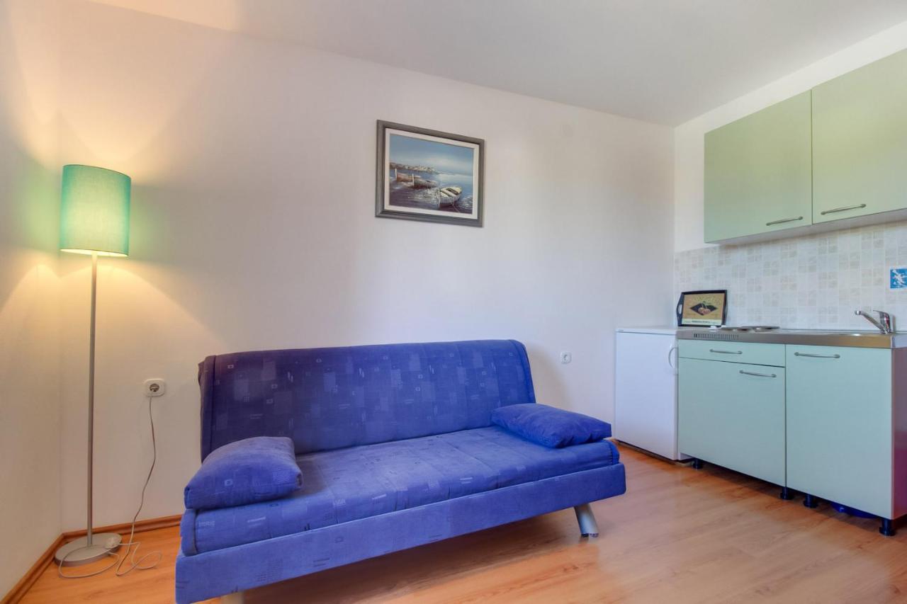 Apartments Rosa Малий Лошинь Екстер'єр фото